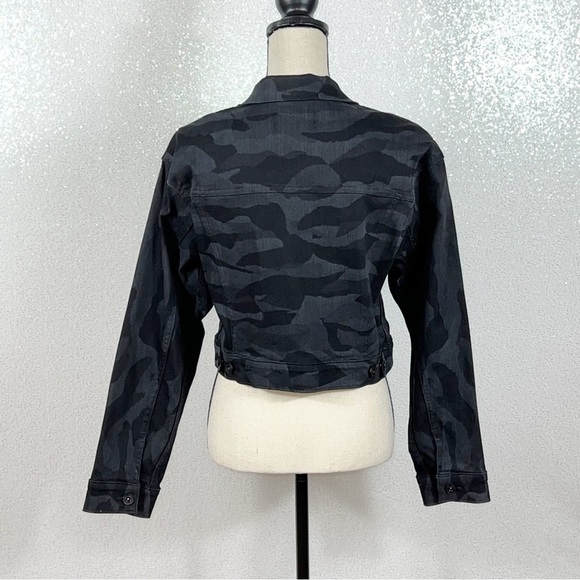 DKNY Women’s Black Camouflage Denim Jacket Size Small NWT - Picture 3 of 16